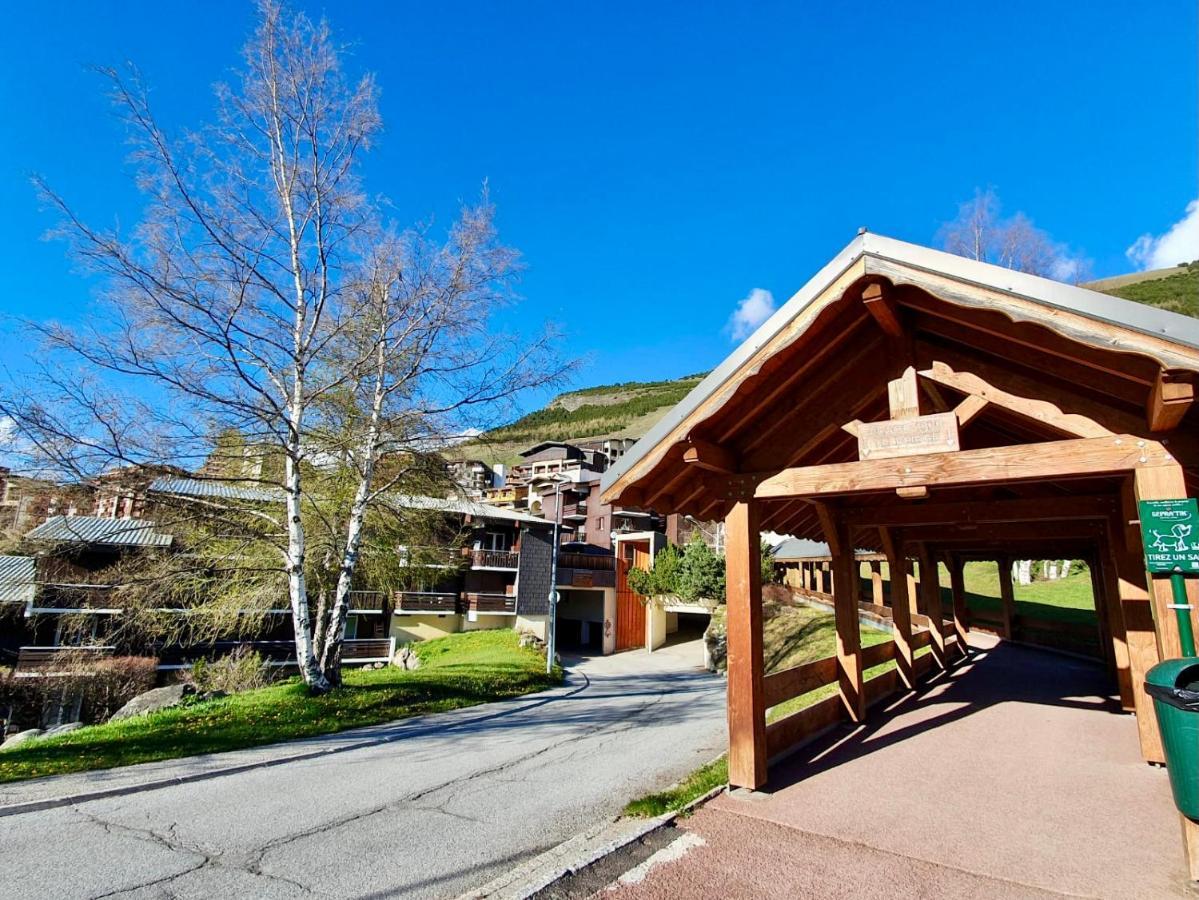 Appartement Cosy 4 Personnes - Charme Et Confort Au Pied Des Pistes Лес дьо Алпс Екстериор снимка
