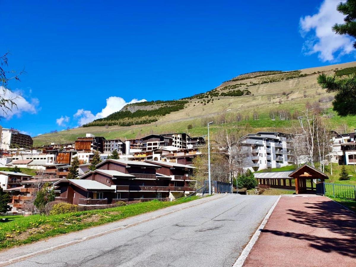 Appartement Cosy 4 Personnes - Charme Et Confort Au Pied Des Pistes Лес дьо Алпс Екстериор снимка